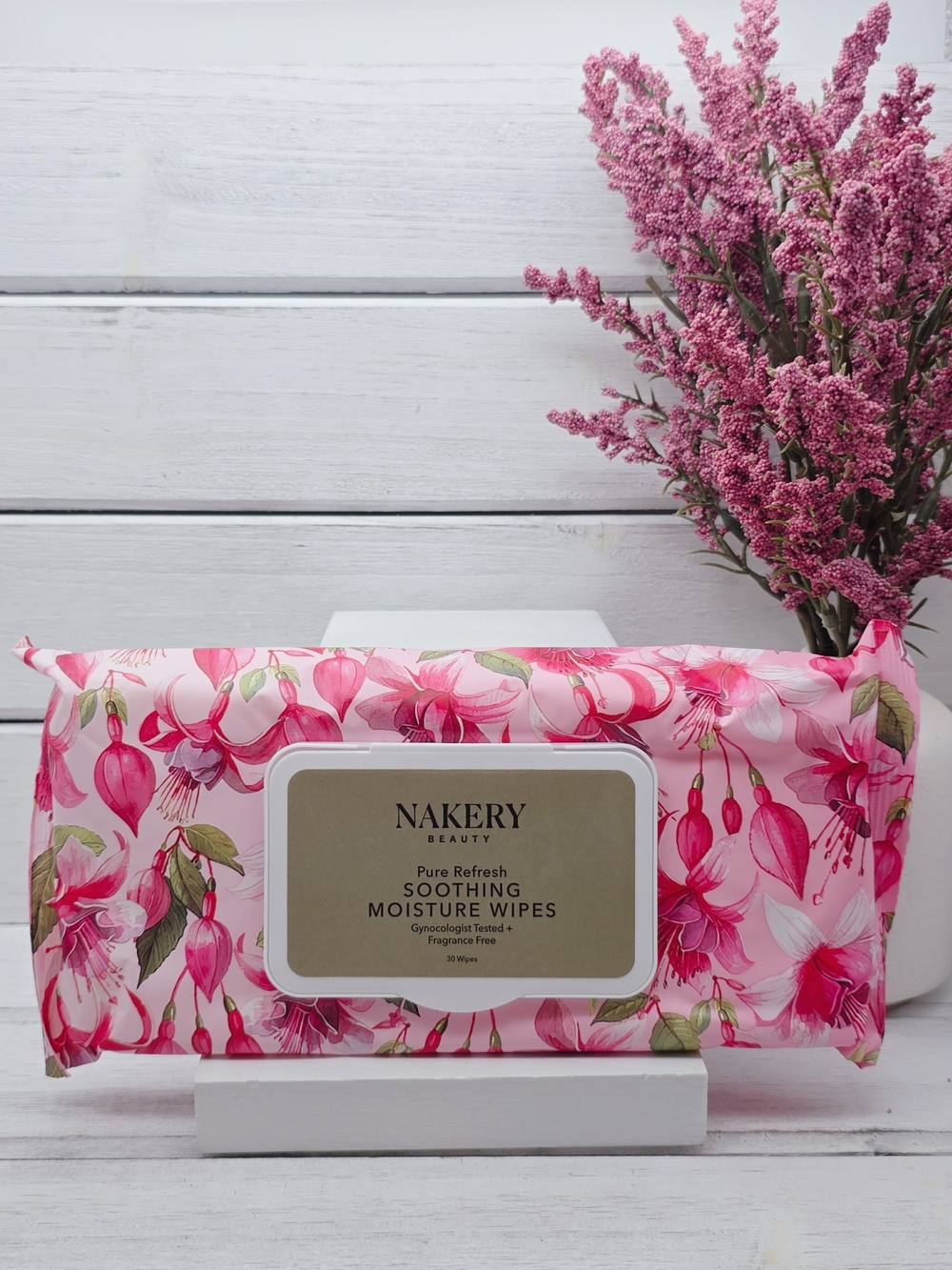 Nakery Beauty Soothing Moisture Wipes